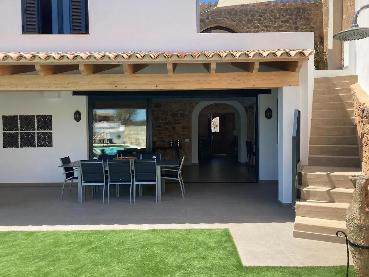 Can Roig Ses Salines  Holiday home